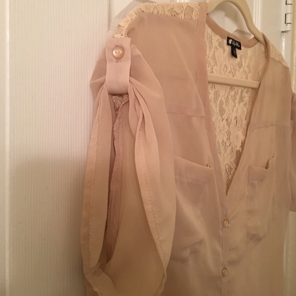 Button up cream blouse - Picture 2 of 3