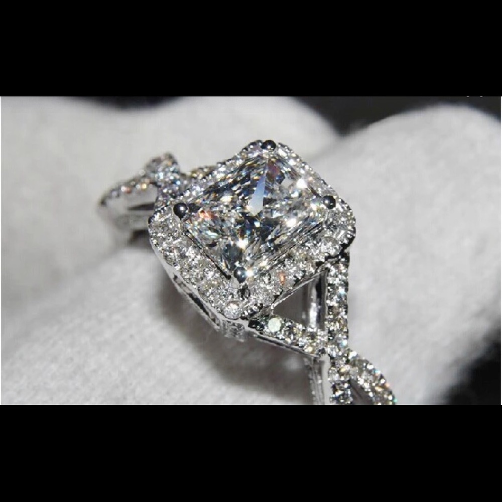 Cushion Cut Ring