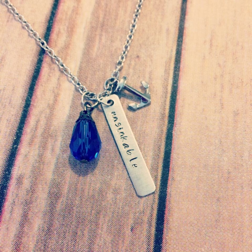 "Unsinkable" necklace