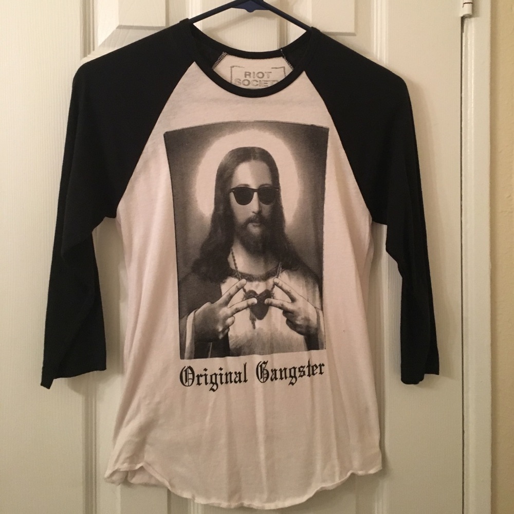 Baseball tee