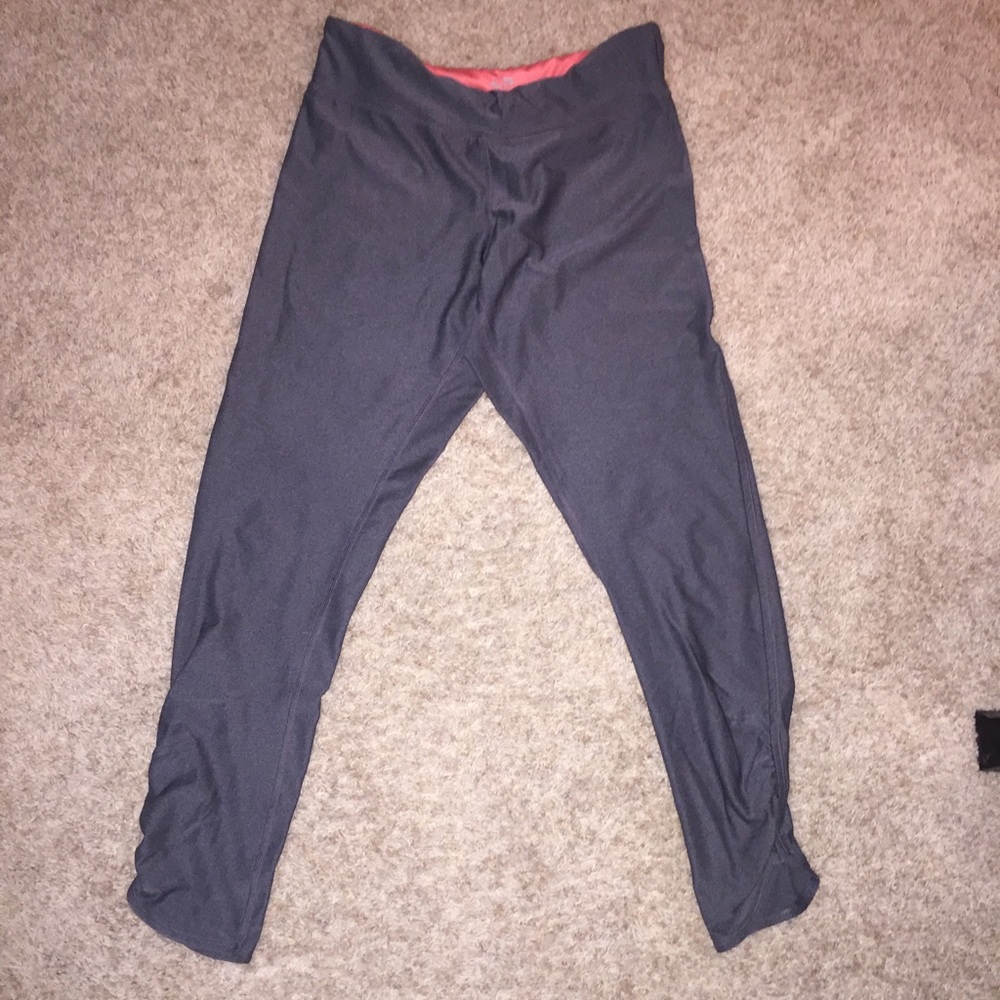 Grey workout leggings