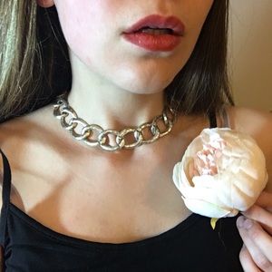 Silver-tone chain choker necklace