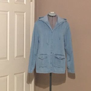 LIGHT WEIGHT JEAN JACKET