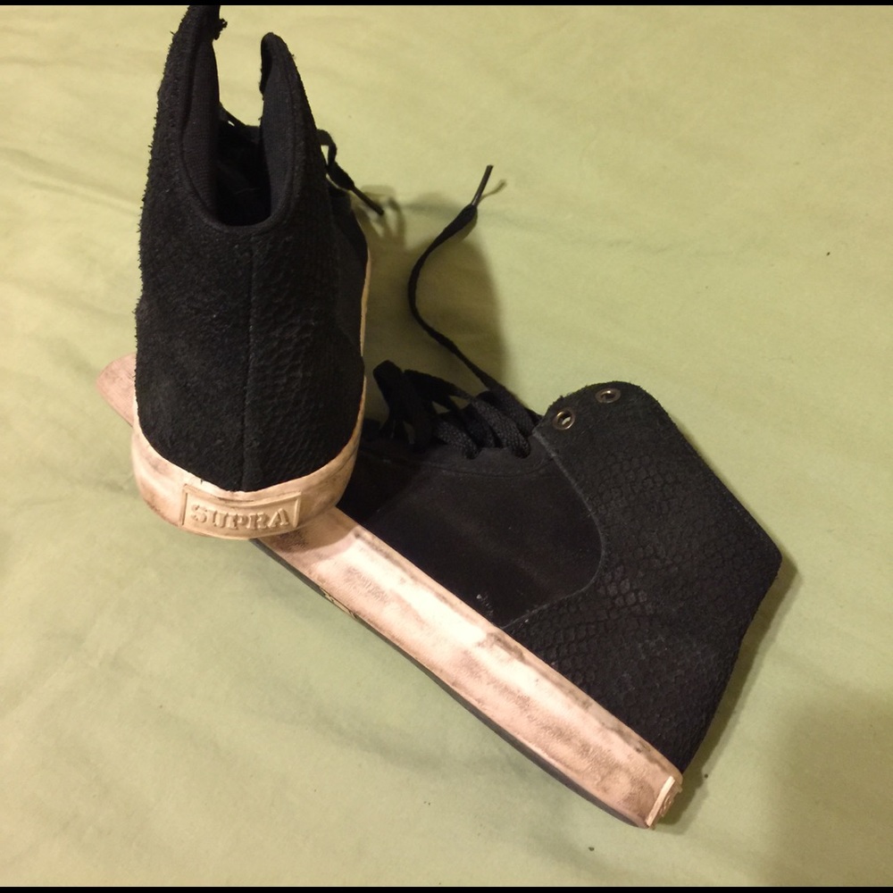 Supra high top women's tennis shoes