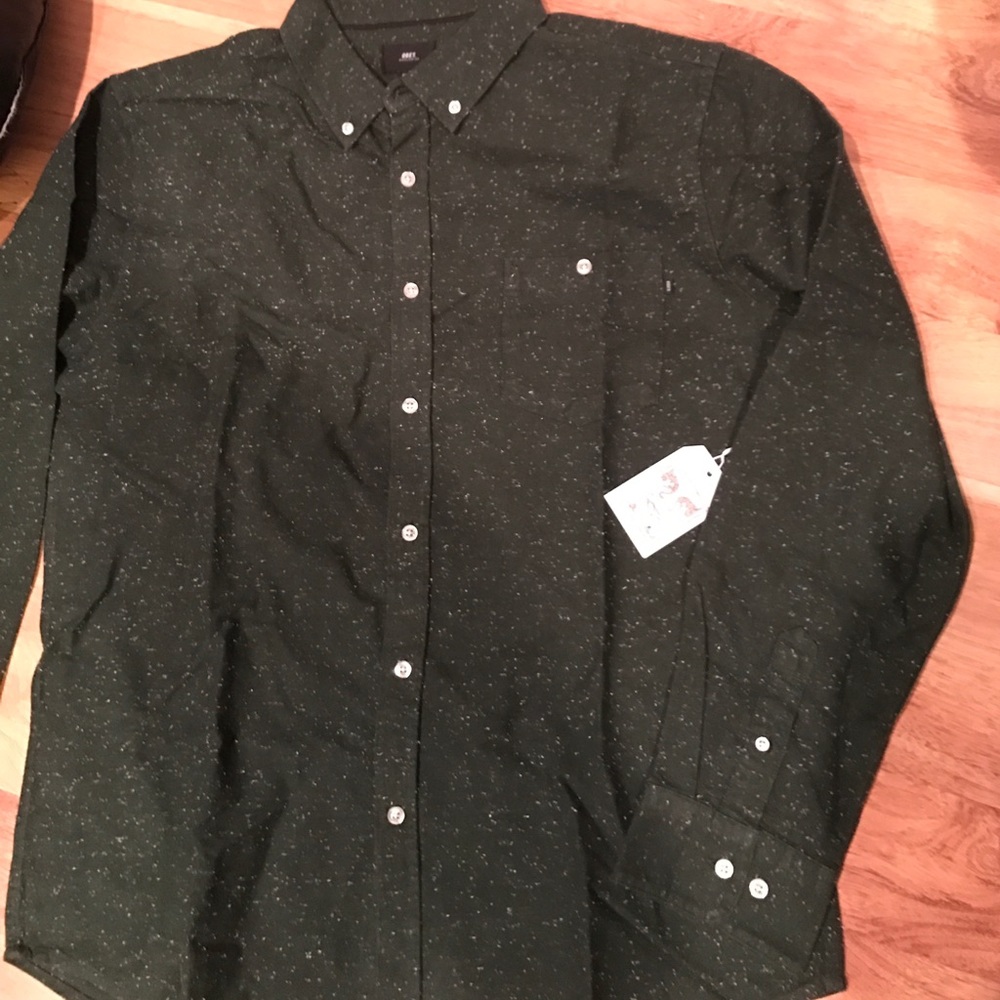 Mens Obey long sleeve button up. Forest/dark green