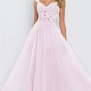 Has tags! BRAND NEW FROM PROM GIRL!