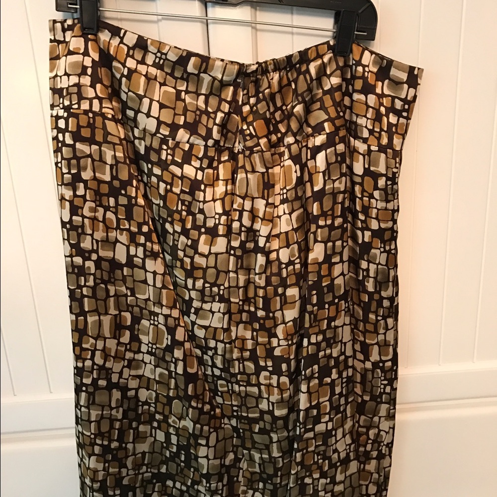 Pencil skirt