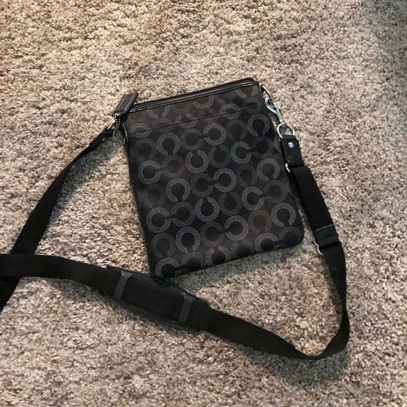 Coach Crossbody Bag Authentic - Picture 2 of 3