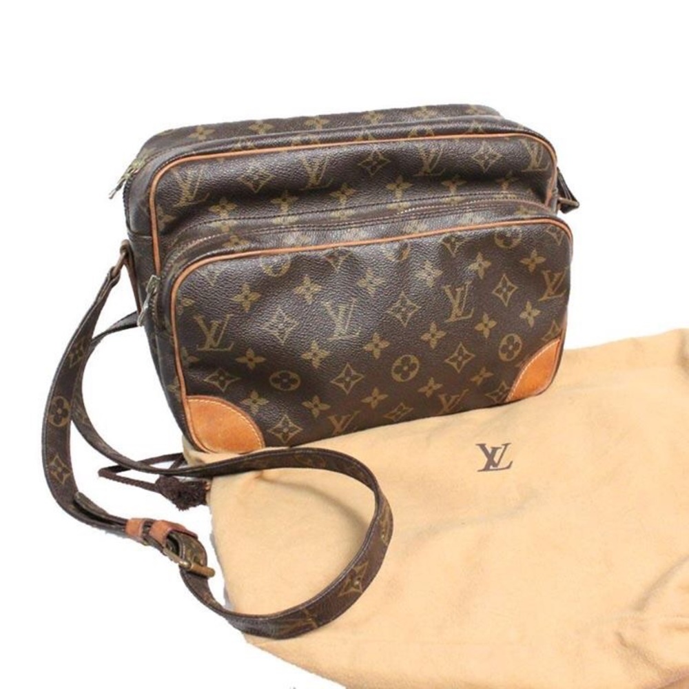 Auth Louis Vuitton crossbody LV bag sold local - Picture 1 of 6