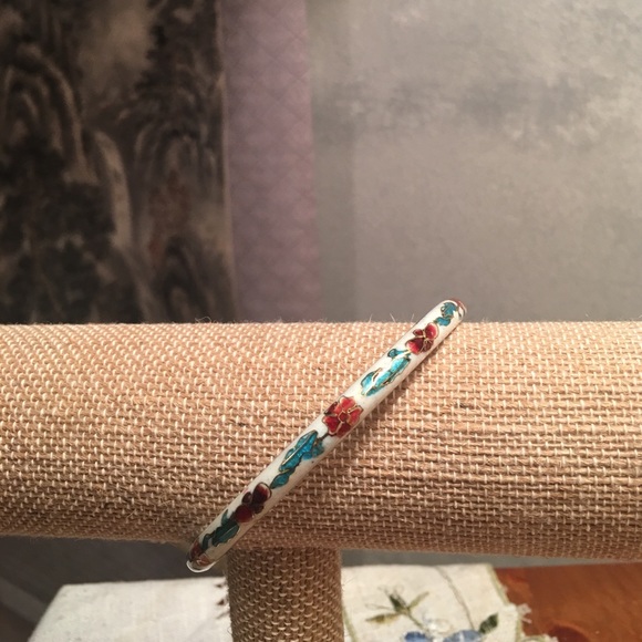 Jewelry - Cloisonné Bangle White