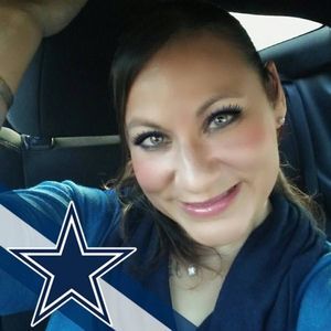 Meet your Posher, Eva