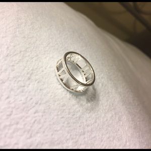 Roman numeral ring