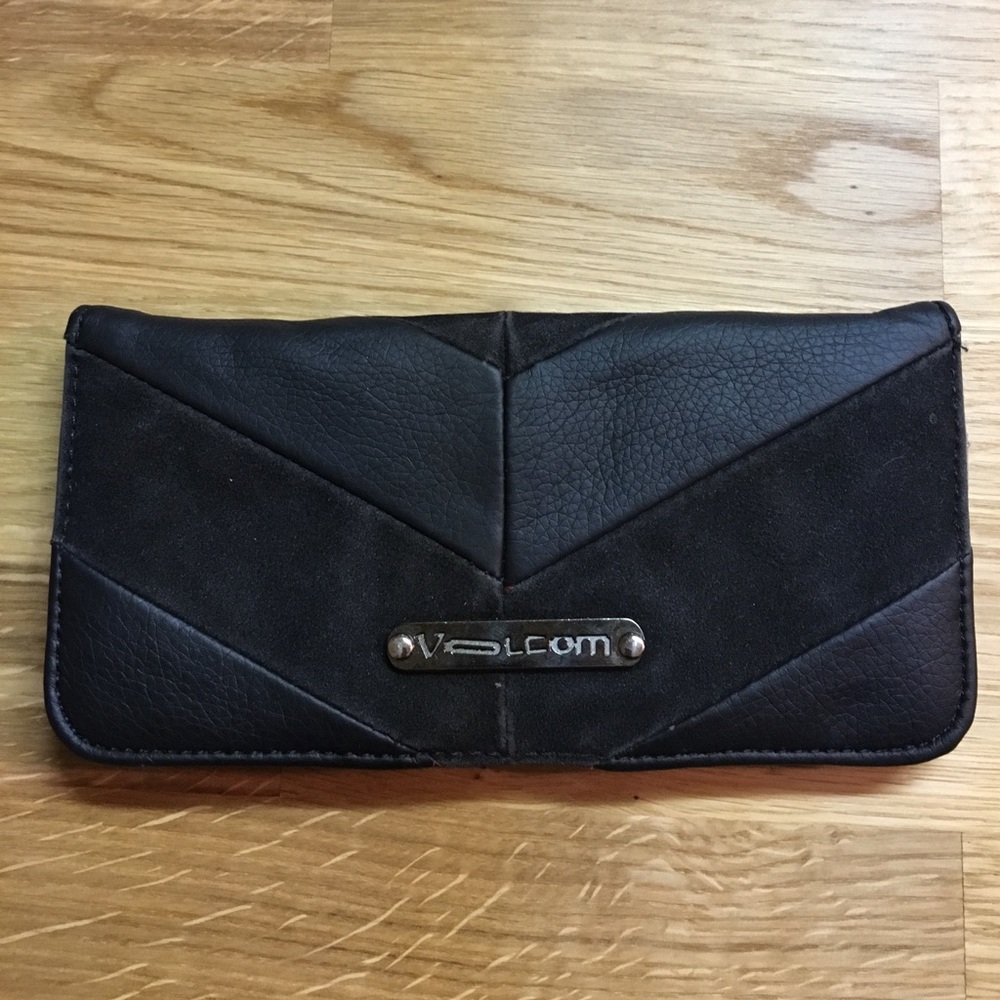 volcom wallet