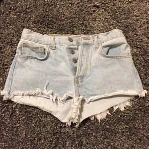 BRANDY MELVILLE SHORTS🦋🌿