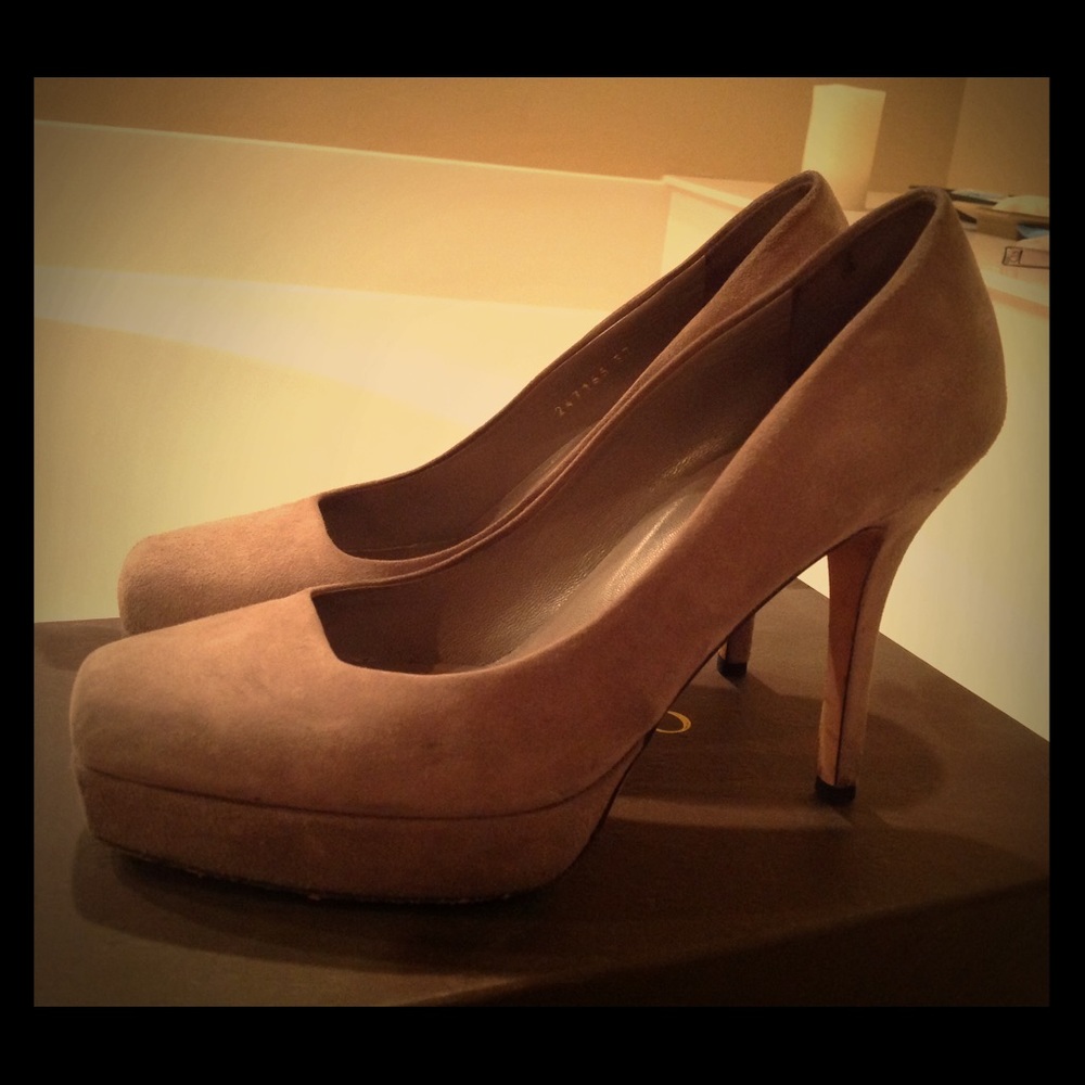 Gucci grey heels