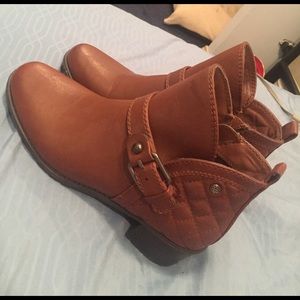 Brown ankle boots