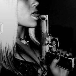 Meet your Posher, Della