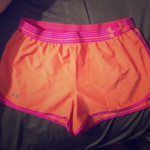 Underarmour running shorts pink/orange