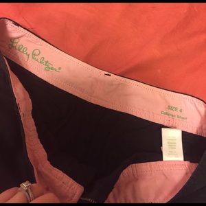 Like new Lilly Pulitzer Callahan shirt size 4