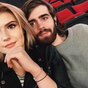 Meet your Posher, Peyton