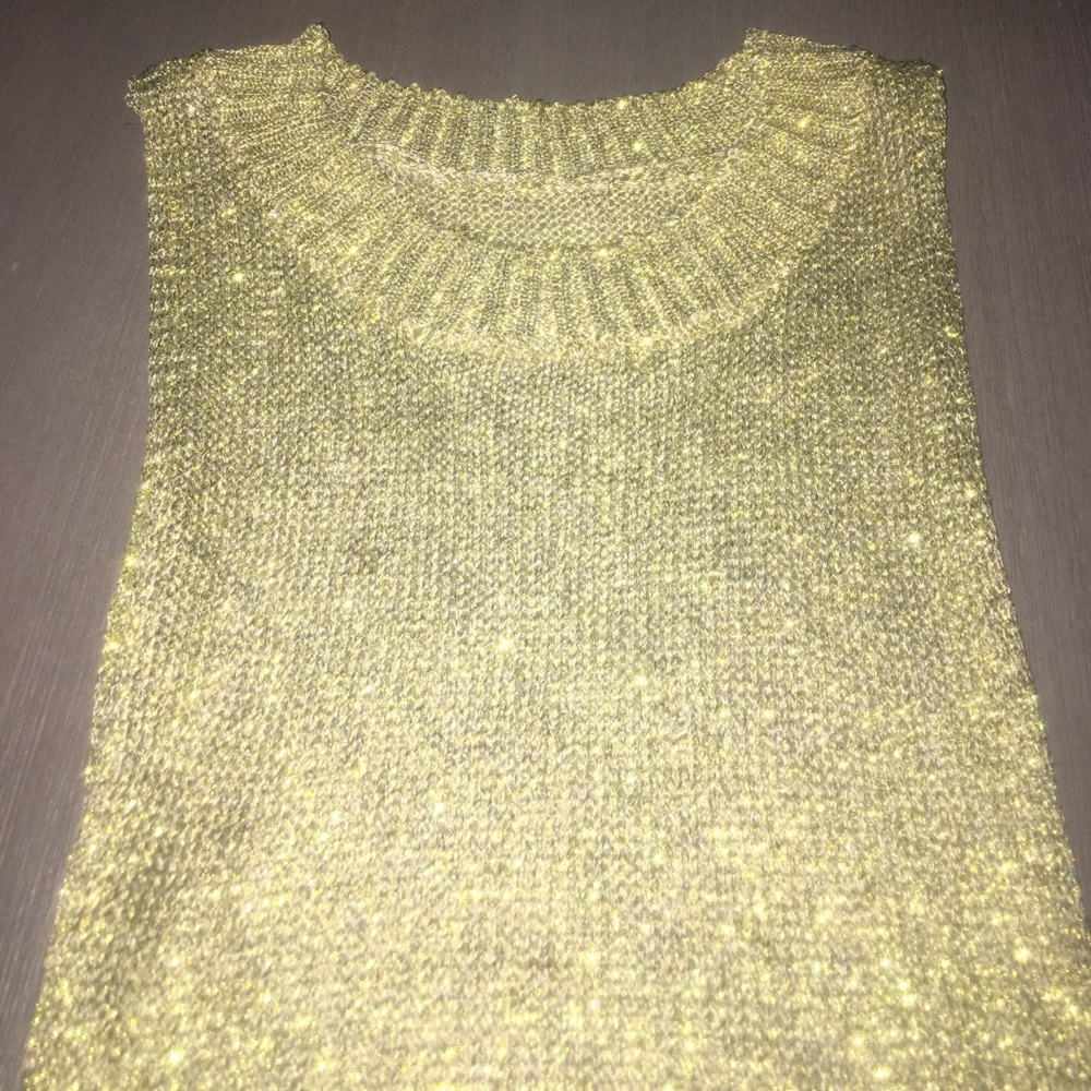 Gold mesh dress cover-up - Picture 7 of 8