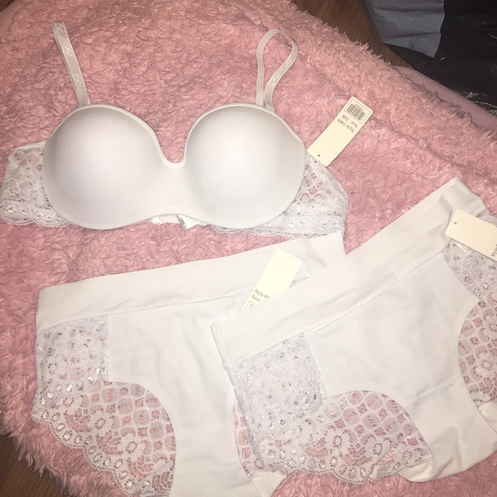 4piece,clear straps,2panties