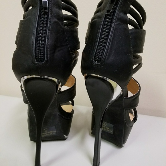 🚫🛇SOLD🛇🚫 Black platform heels - Picture 4 of 6