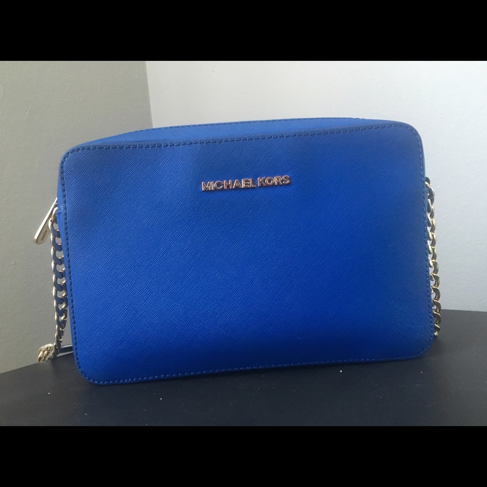 MK Cross body bag