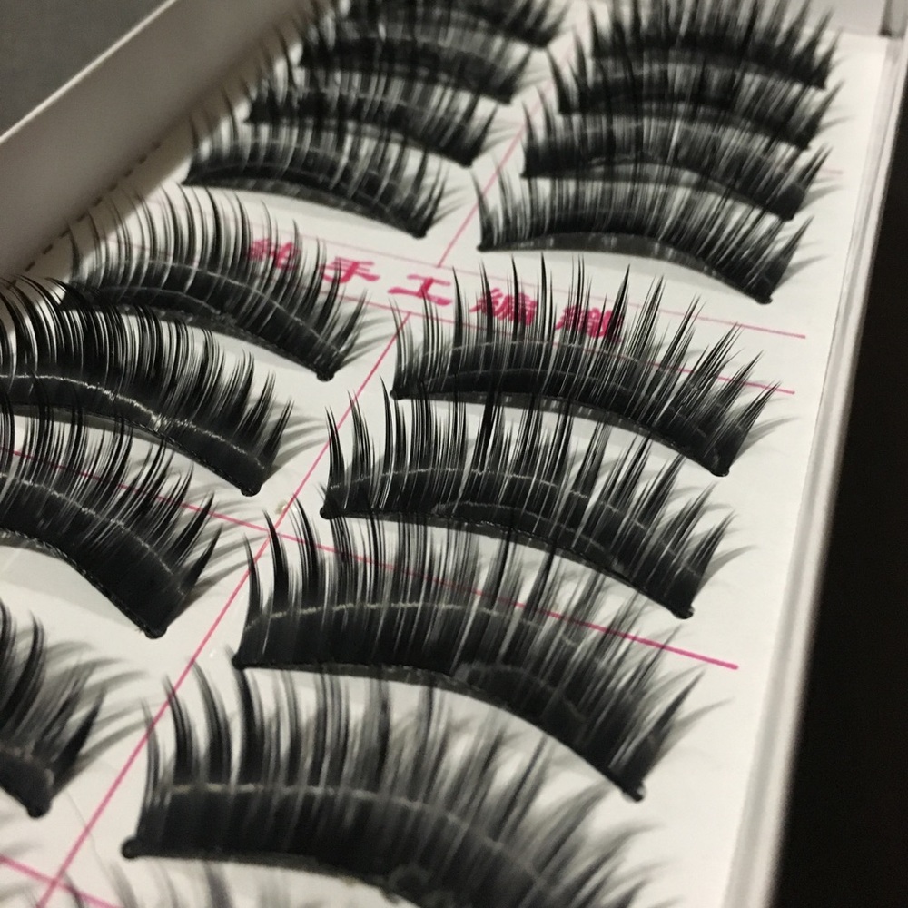 False lashes #038 - Picture 2 of 3