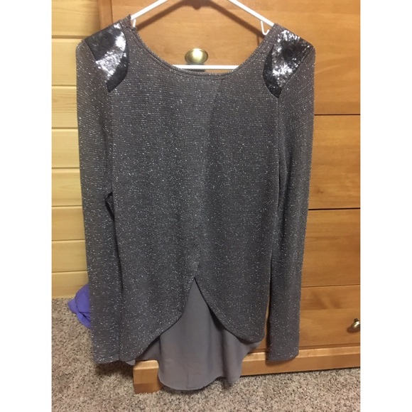 Sweater - Picture 2 of 2