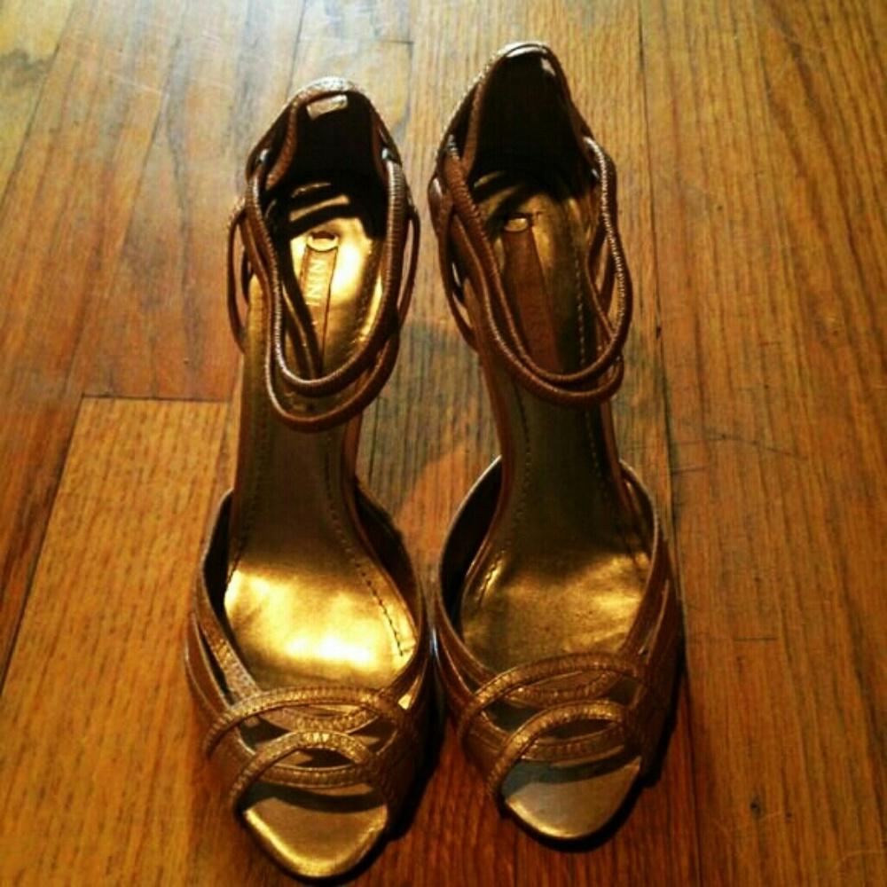 Nine West Gold strappy heel