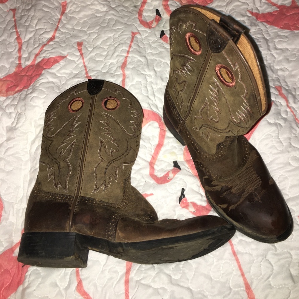 Ariat cowboy boots
