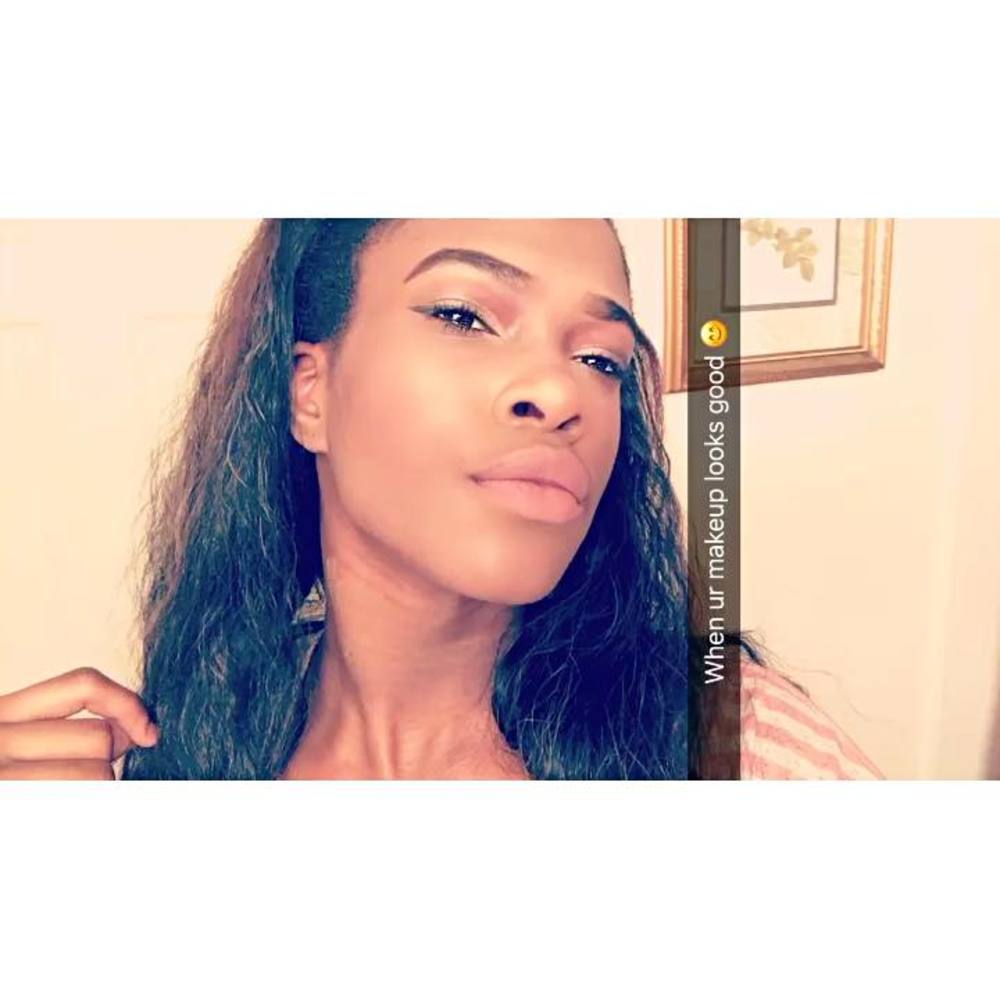 Meet your Posher, Teeyah