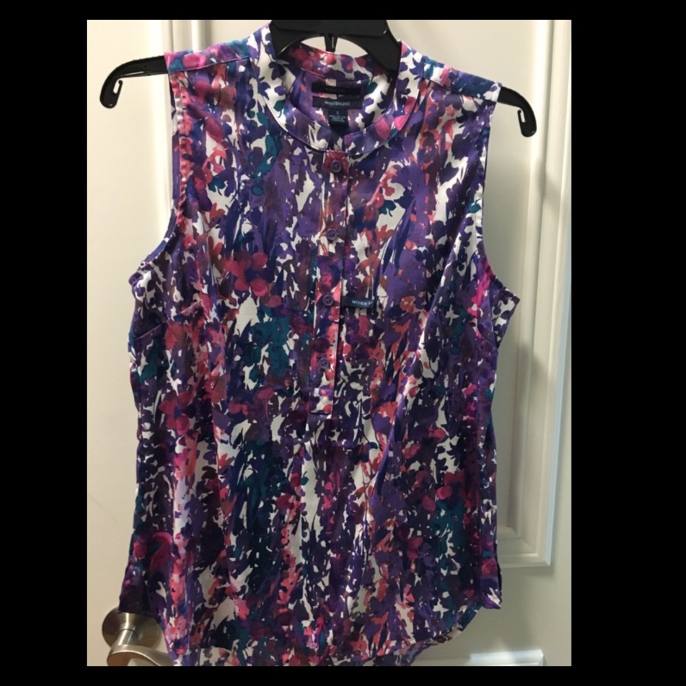 NWT! Button down Tank top