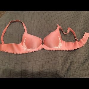 Angel's push up bra