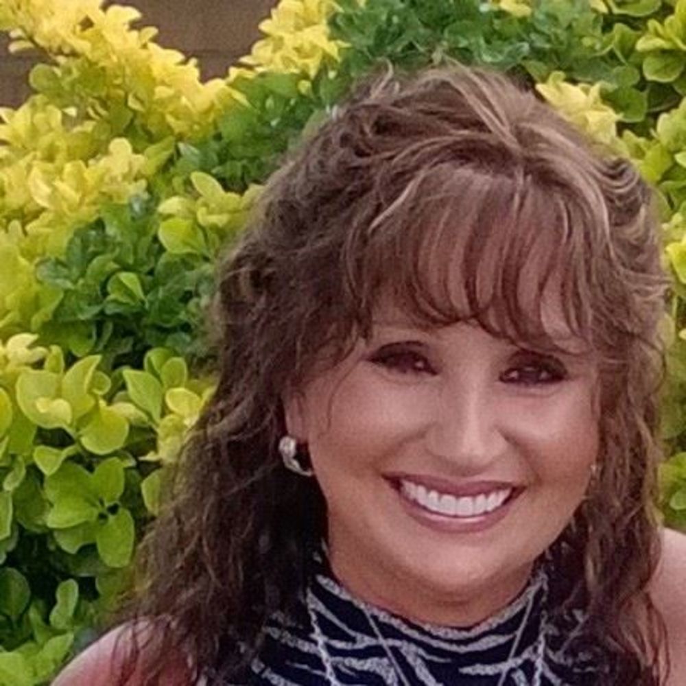 Meet your Posher, Naomi