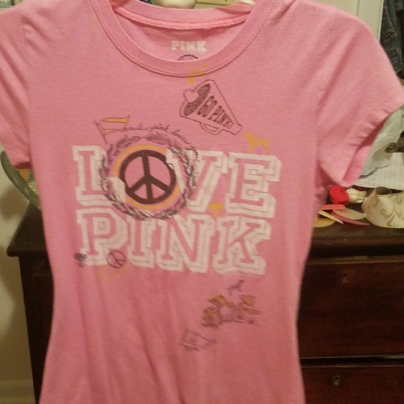 PINK college t shirts - Picture 3 of 4