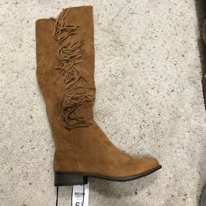 Mossimo boots