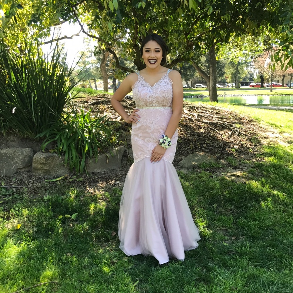 Prom dress size L