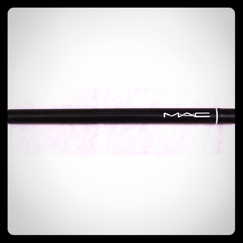 New MAC Black Eyeliner