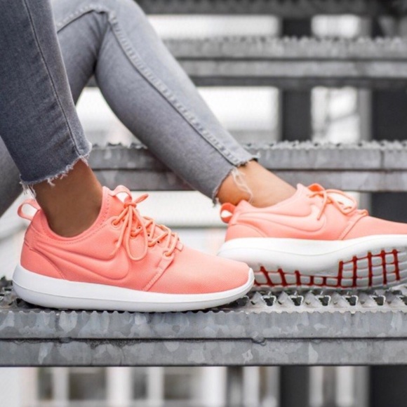 nike roshe 2 pink