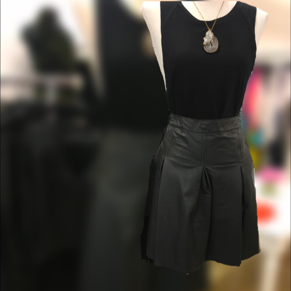 PELLE d'arte by NAIRANA Leather Skirt