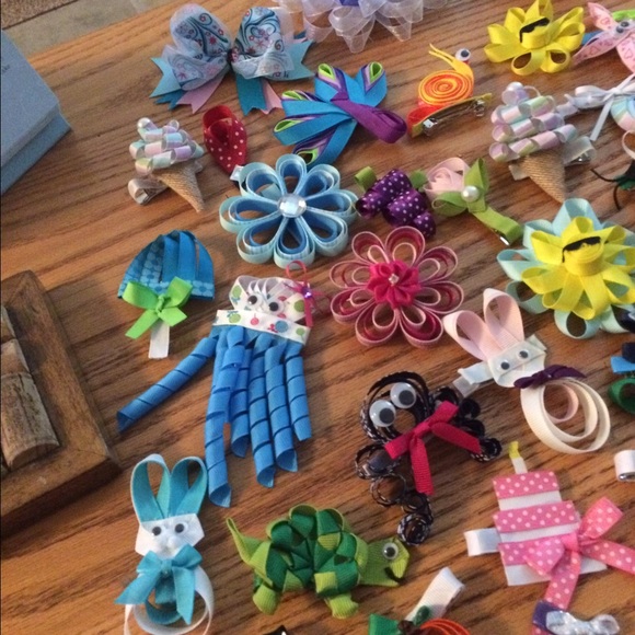Hand sculptured hair bows. 1 for $5 or 3 for $12 main image 4