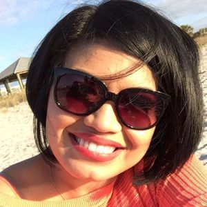 Meet your Posher, Roxana