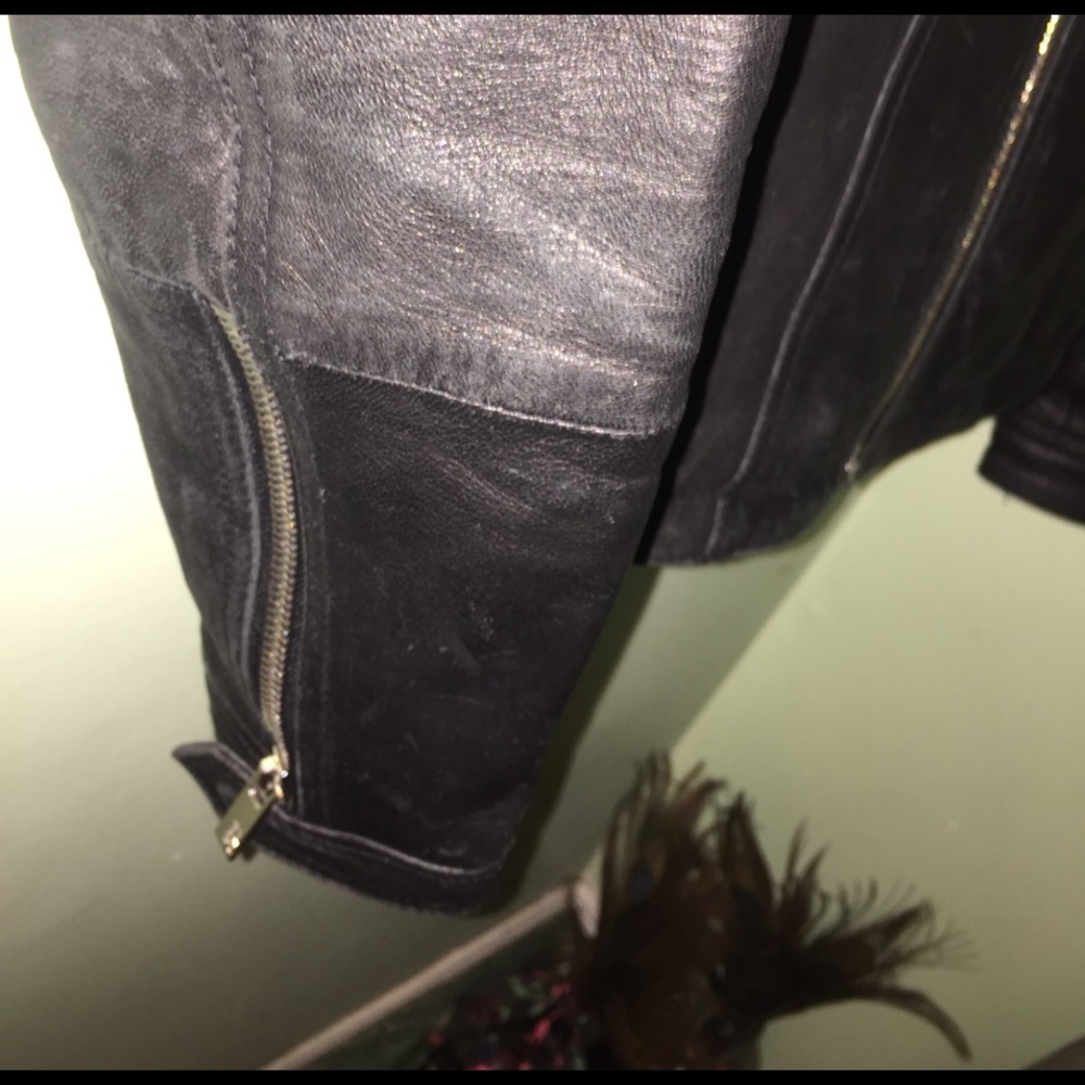 Jacket. Leather - Picture 2 of 7