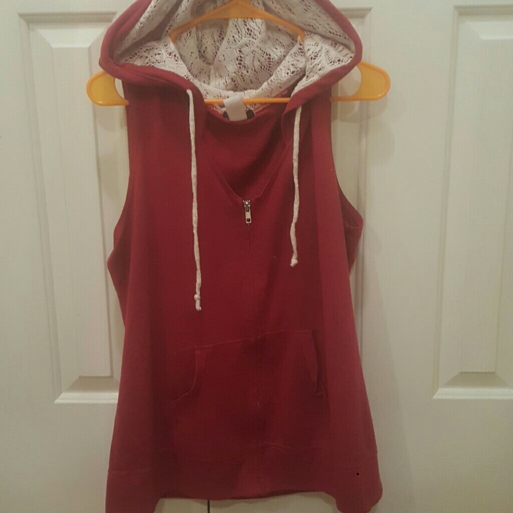 Zip up sweater/jacket/vest