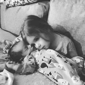 Meet your Posher, Tai