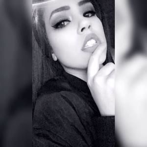 Meet your Posher, Lena