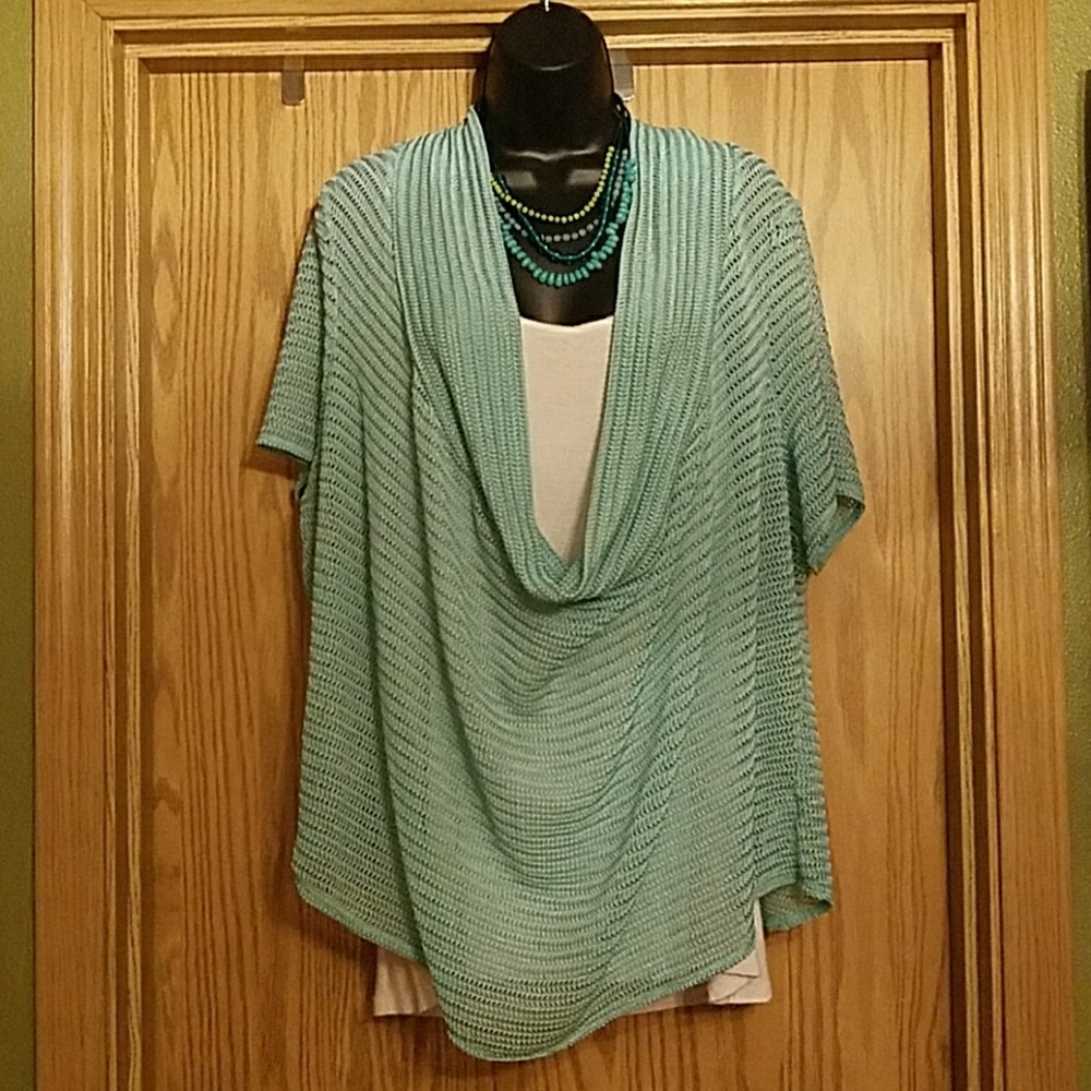 Flowy teal top