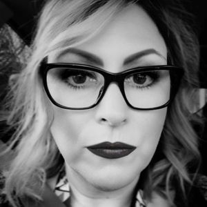 Meet your Posher, Stacy
